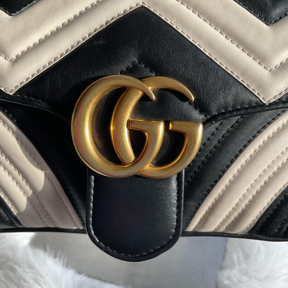 Gucci Marmont GG Black White Chevron Matelasse Leather Fold Over Flap Bag - Picture 7 of 10